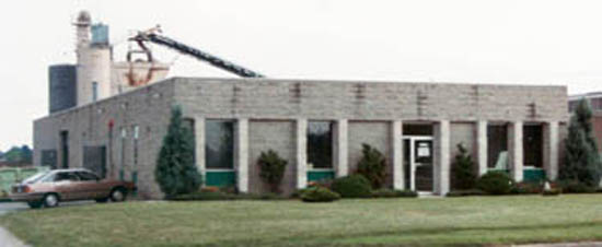 90 Woodlawn Location